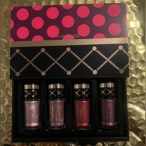 MAC Nutcracker Sweet Gold Pigments & Glitter Kit